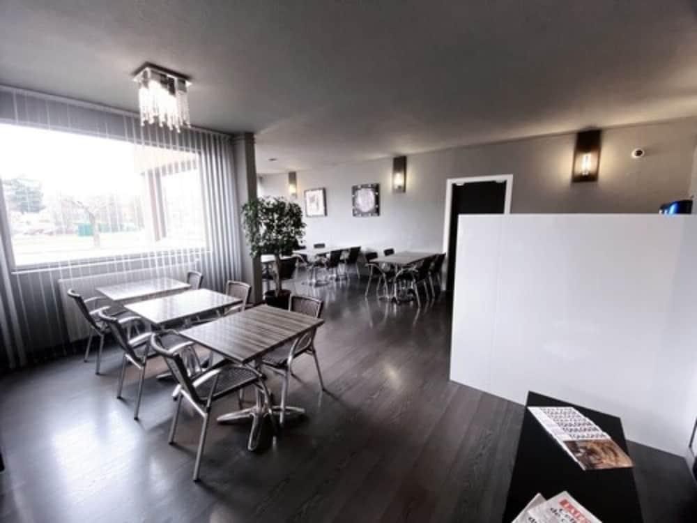 Hôtel Ariane Toulouse Extérieur photo